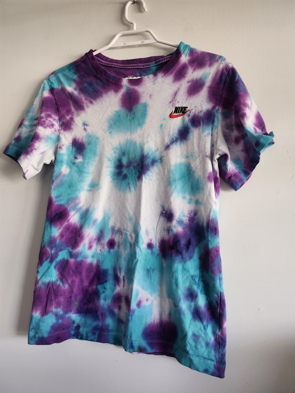 The Nike Tee Purple Teal Hand Dyed T-Shirt Womenโs Small Cotton | Tie Dye